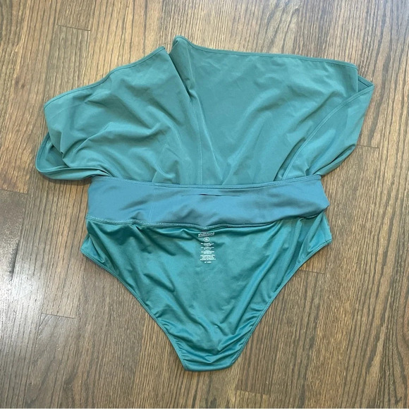 Girlfriend Collective Athletic Shorts Size XL - Picture 5 of 6